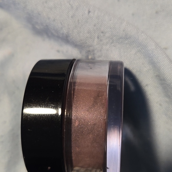 Avon-Smooth Mineral Eyeshadow in 'Midnight Mauve' Full Size Discontinued - Picture 9 of 10